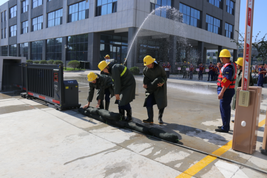 “以‘演’促防 以‘練’備戰(zhàn)”公司保稅區(qū)廠區(qū)開展2024年自然災(zāi)害（防臺風(fēng)、防汛）處置演練活動650.png